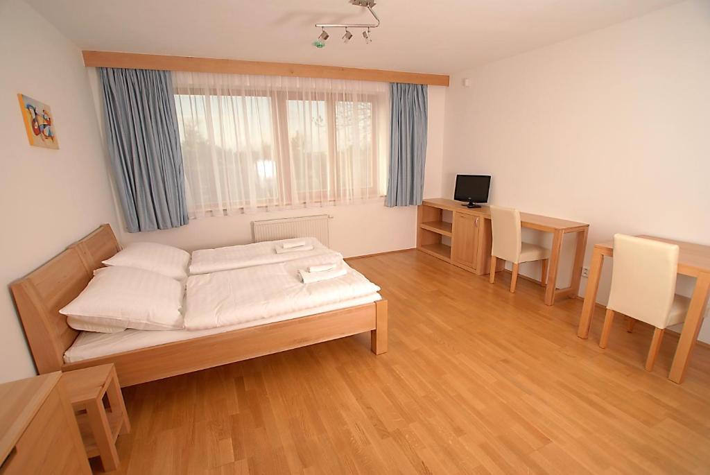 Hotel Rezidence & Wellness Blatov Praga Habitación foto
