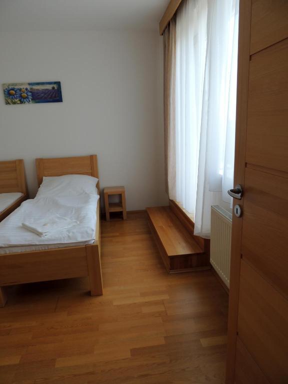Hotel Rezidence & Wellness Blatov Praga Habitación foto