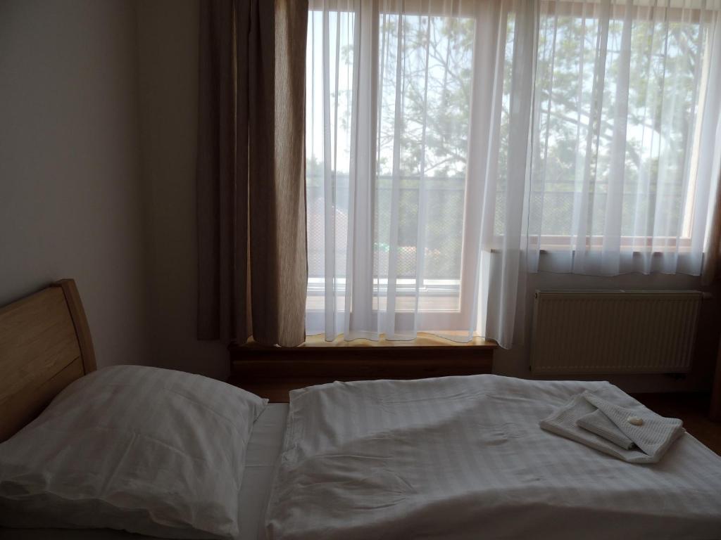 Hotel Rezidence & Wellness Blatov Praga Habitación foto